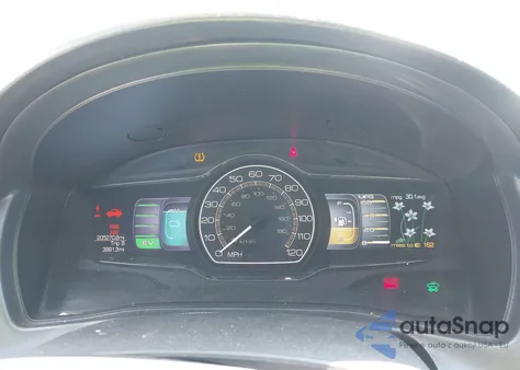 2011 Lincoln Mkz Hybrid z USA, uszkodzony, nr VIN 3LNDL2L31BR765226